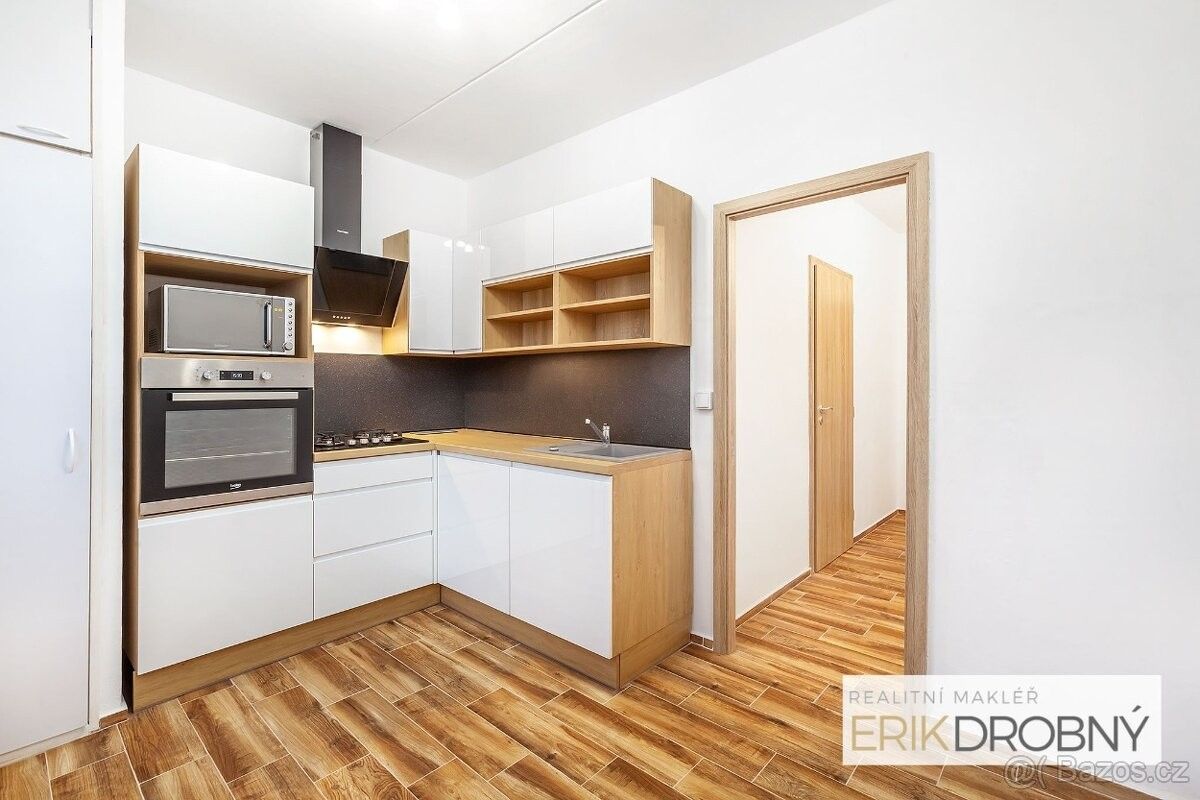 Byty, Pardubice, 530 12