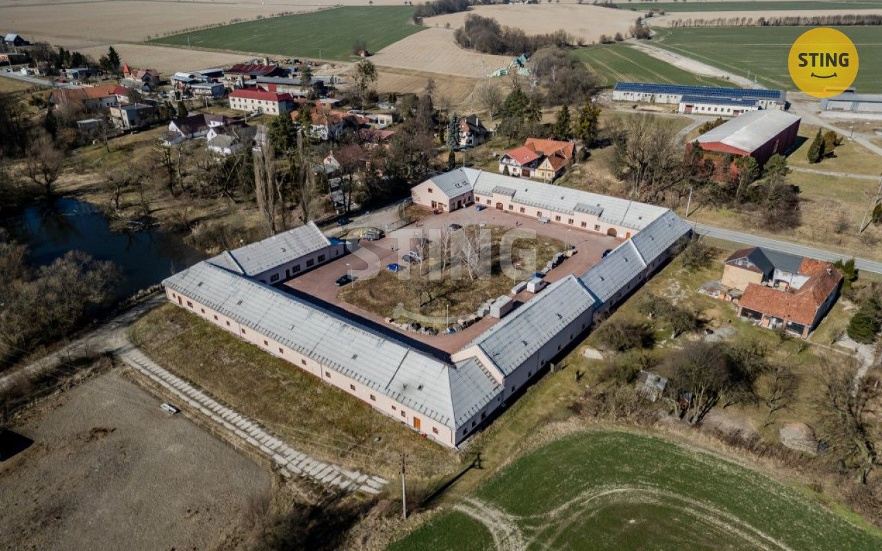 Výrobní prostory · 2 880 m² · Mankovice - 4