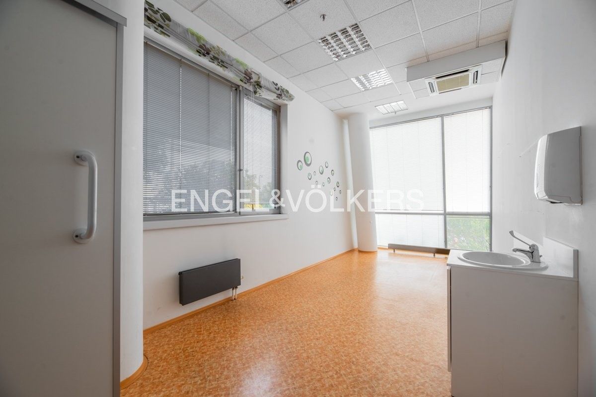 Kancelář · 198 m² · Jankovcova 1569, Praha Holešovice - 4