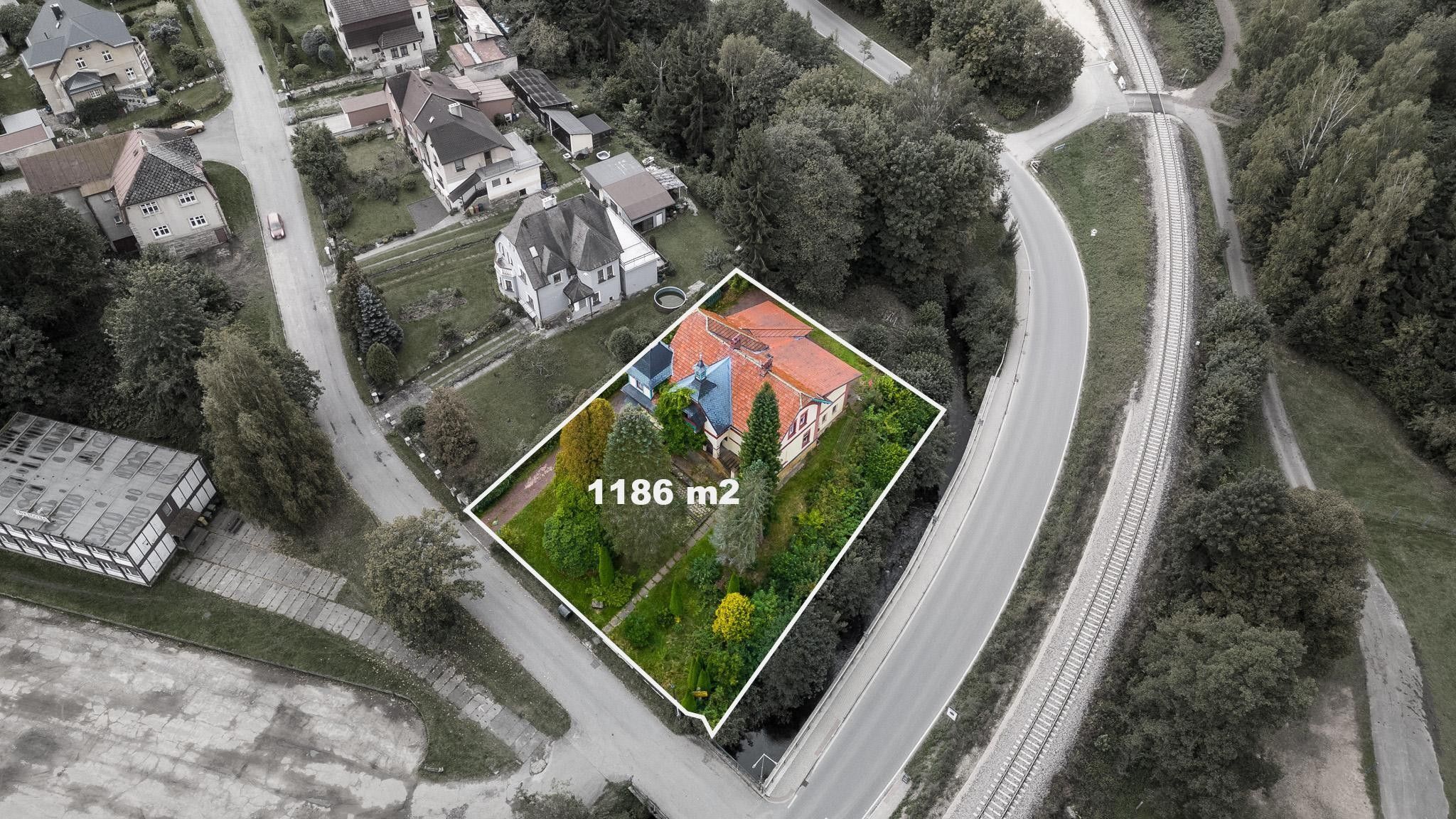 Vily, Boženy Němcové, Teplice nad Metují, 305 m²