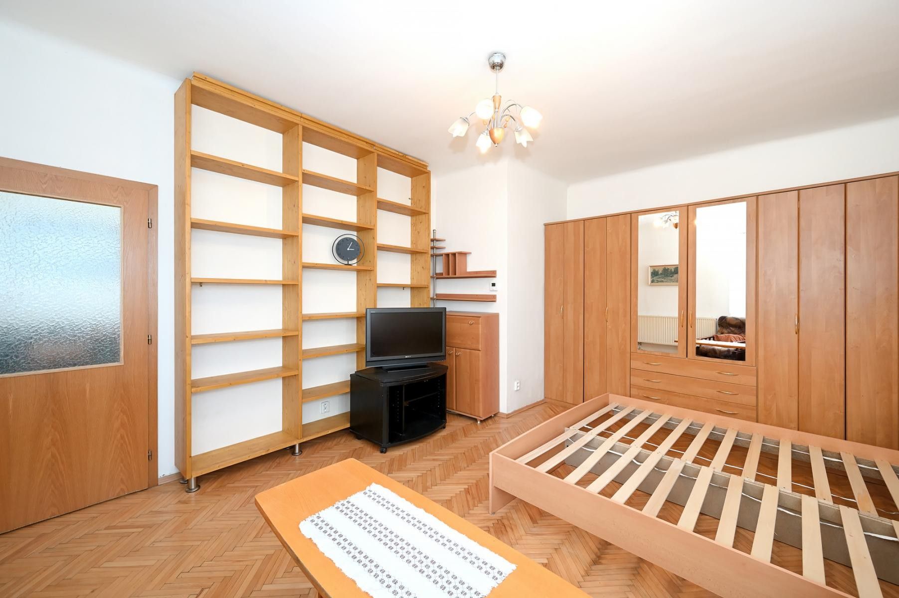 Byt 1+1 · 42 m² · Novákových, Praha - 4
