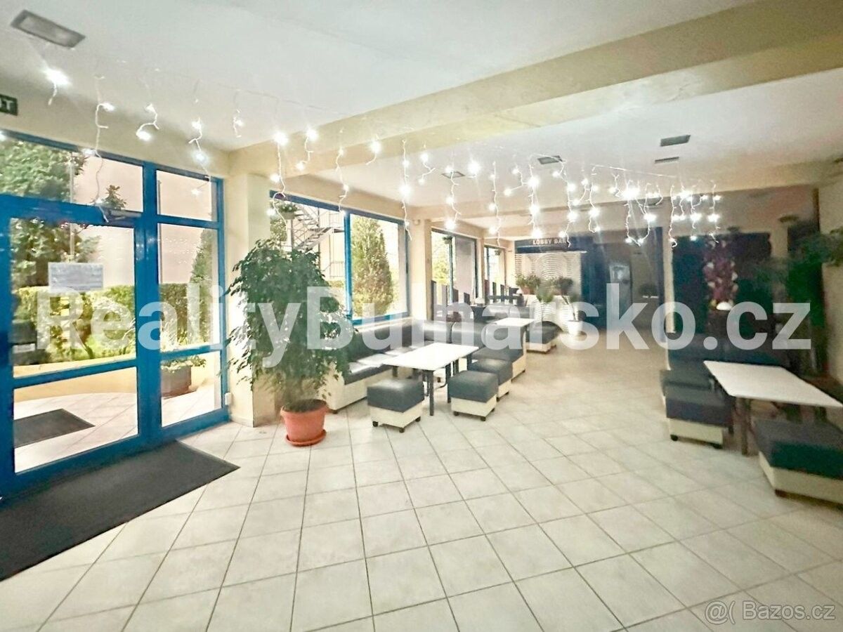 Prodej byt - 987 66, Zahraničí