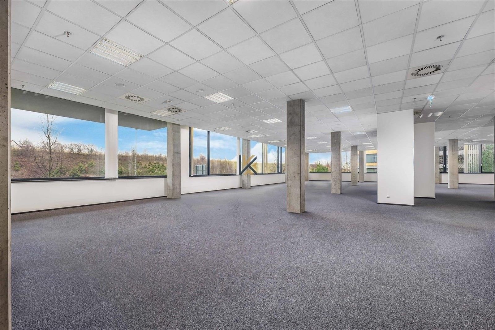 Pronájem kancelář - Laurinova, Praha, 800 m²