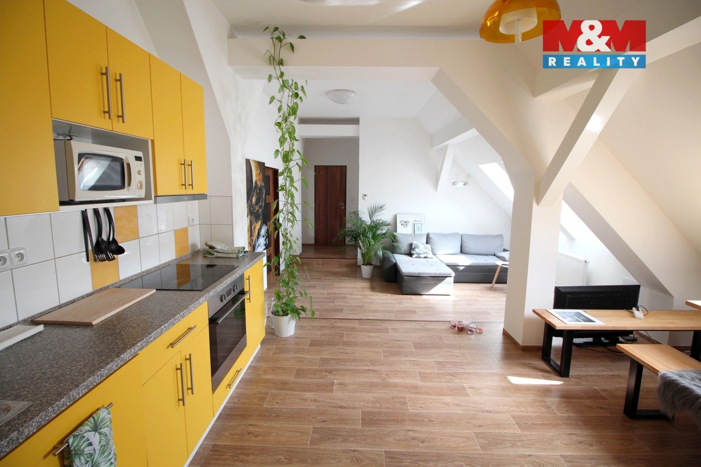 Pronájem byt 2+kk - Tylovo nábřeží, Hradec Králové, 68 m²