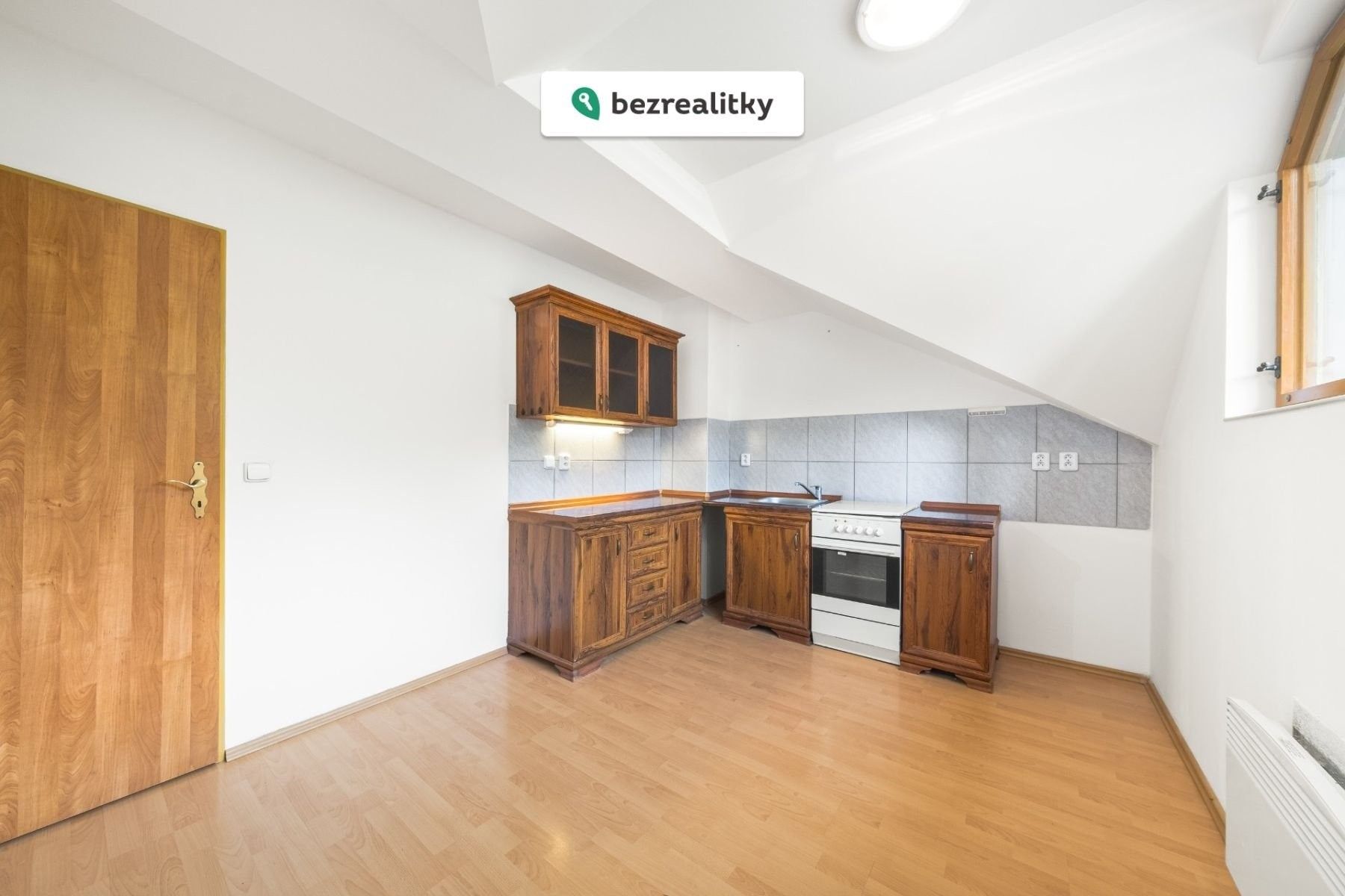 Prodej byt 1+1 - Jestřabí v Krkonoších, 58 m² - 5