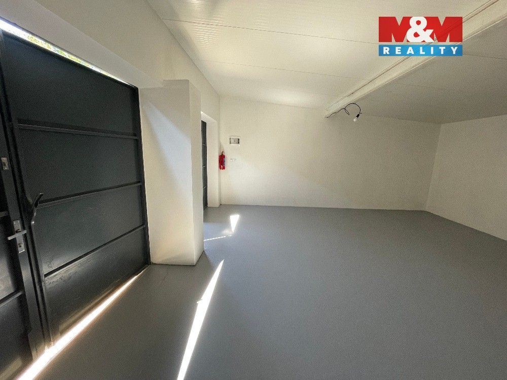 Pronájem sklad - Štefánikova, Kopřivnice, 44 m²