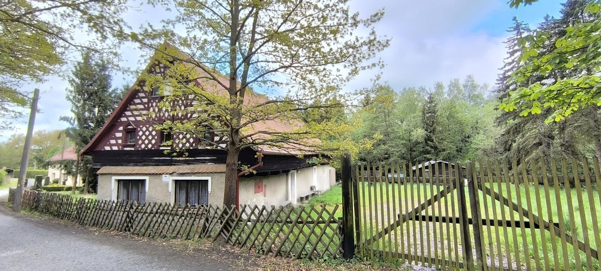 Prodej rodinný dům - Okrouhlá, 321 m² - 1
