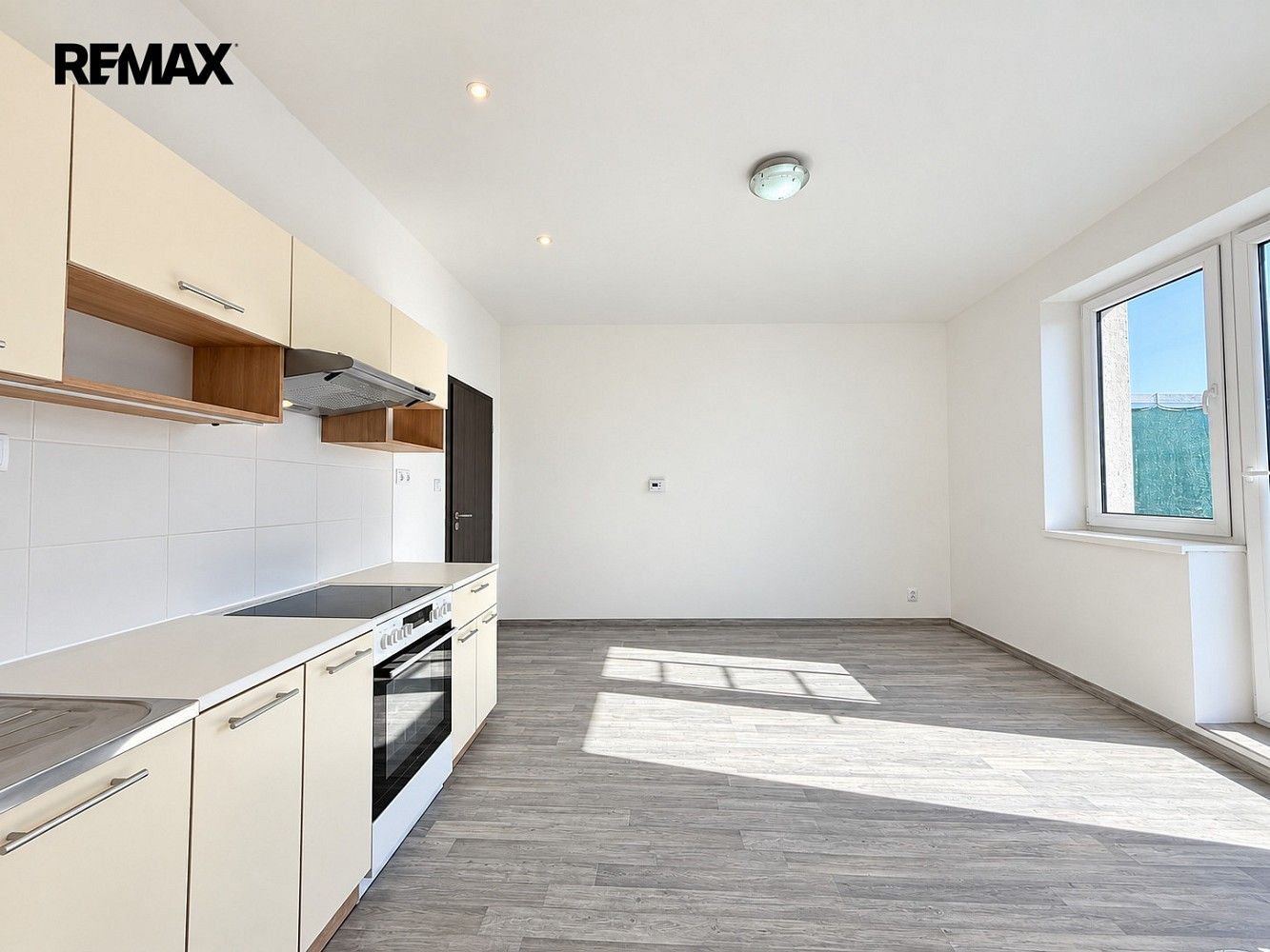 2+kk, Milovice - Mladá, okres Nymburk, Středočeský kraj, 44 m² - 1