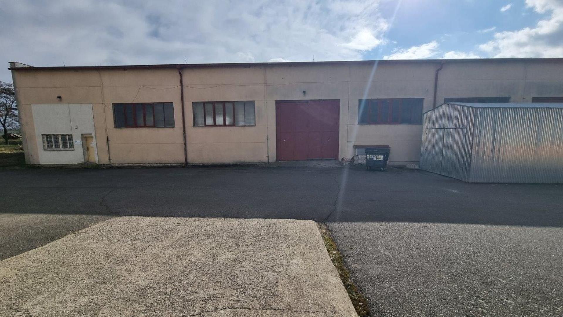 Výrobní prostory, Všemyslice, 702 m² - 2