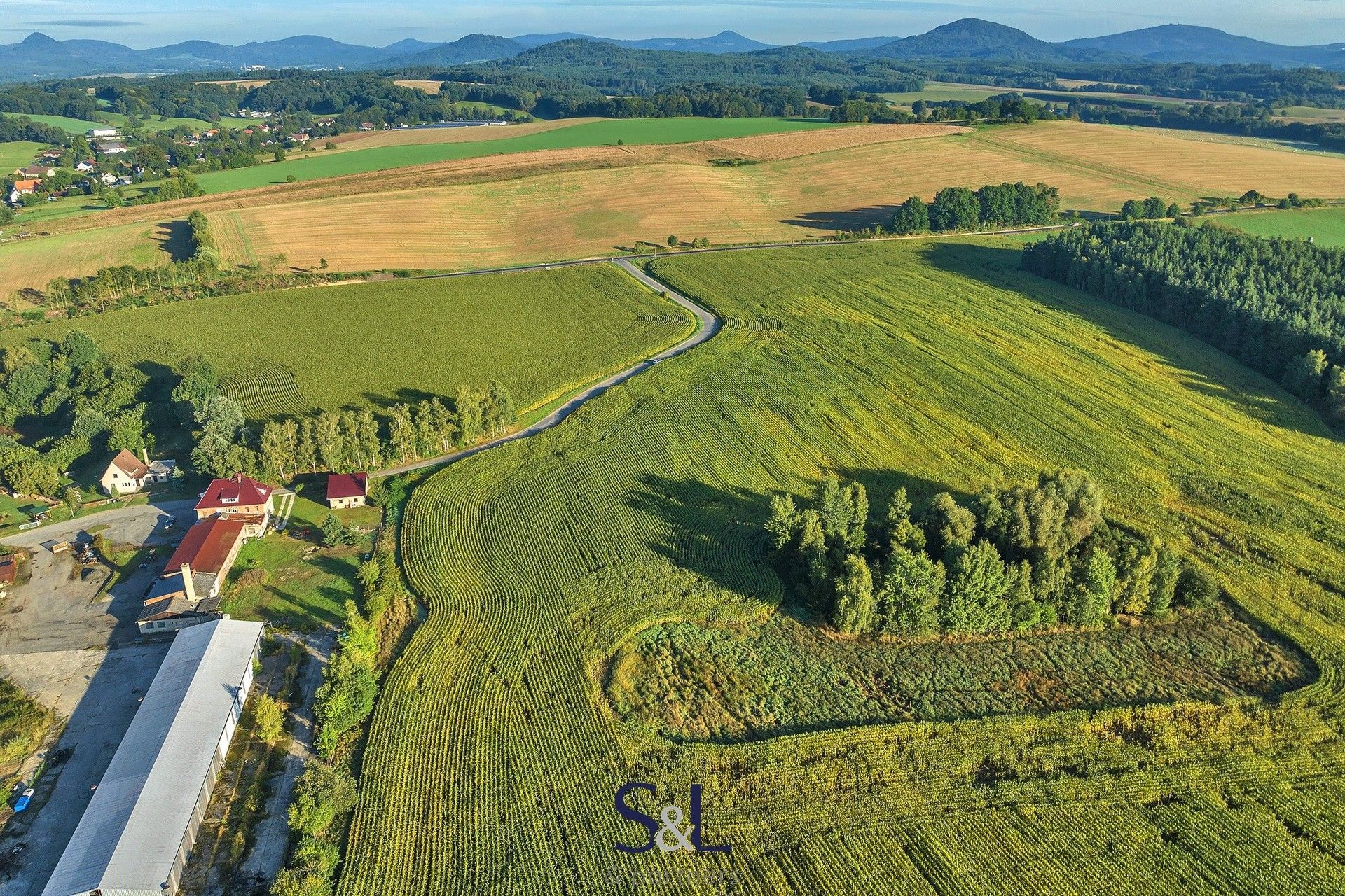 Komerční pozemek · Brniště - 3