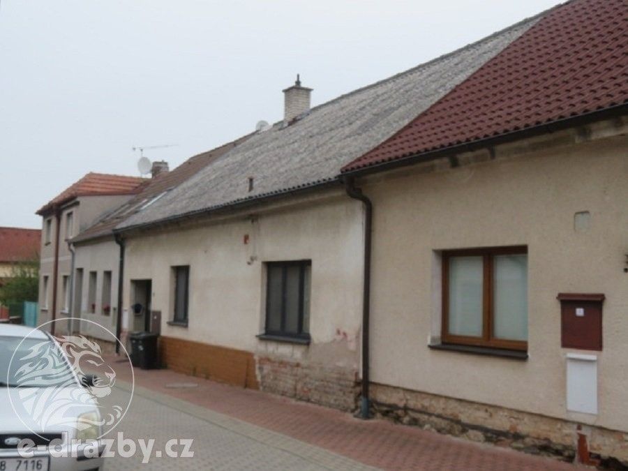Rodinné domy, Husova, Přelouč, 60 m²