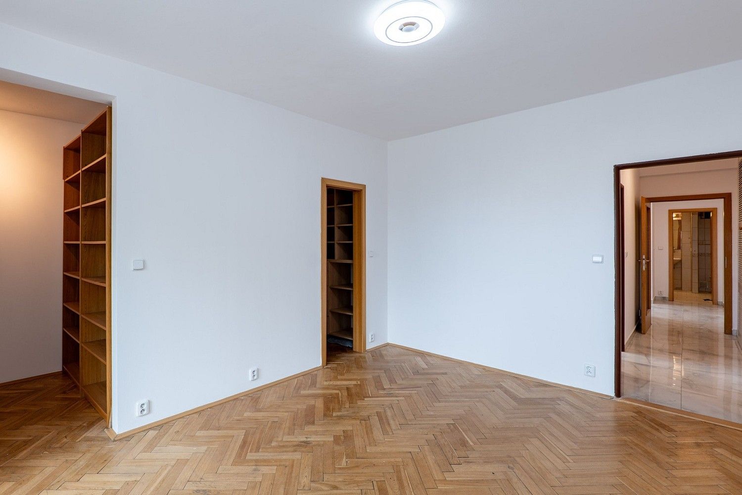 Byt 3+1 · 85 m² · Praha - Vysočany, okres Praha 9, Hlavní město Praha - 4
