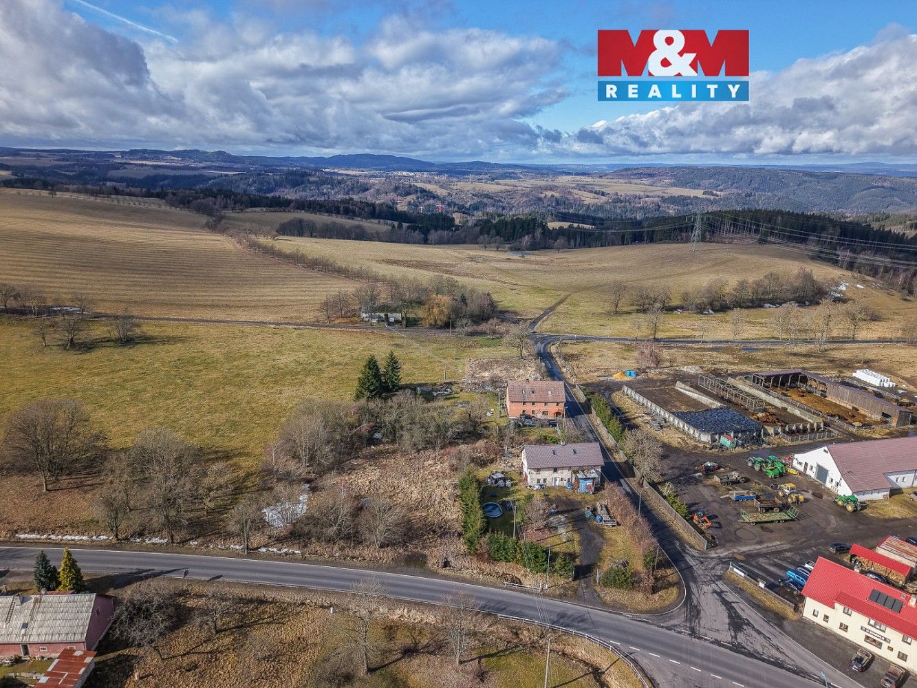 Pozemek pro bydlení, 1 675 m²