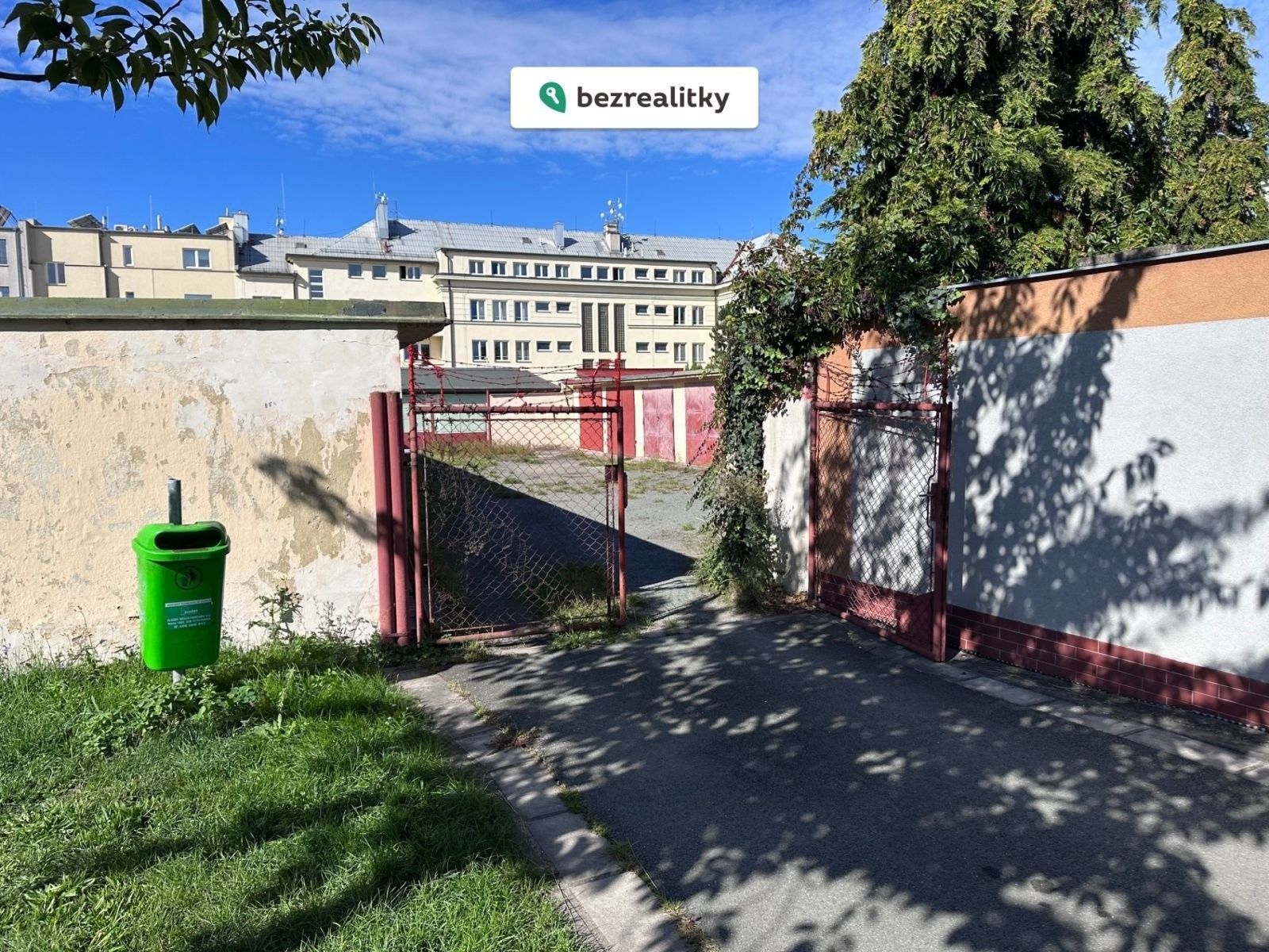 Prodej garáž - Pardubice, 18 m² - 2