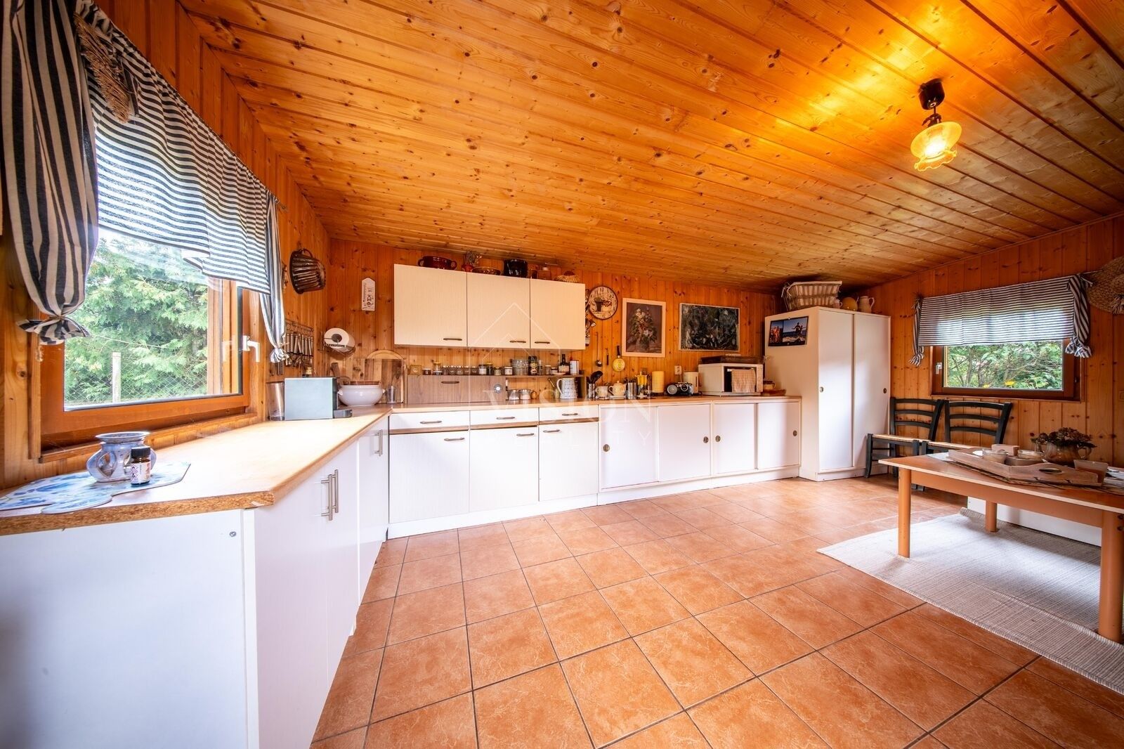 Chaty, Polní, Chotoviny Červené Záhoří, 24 m² - 2