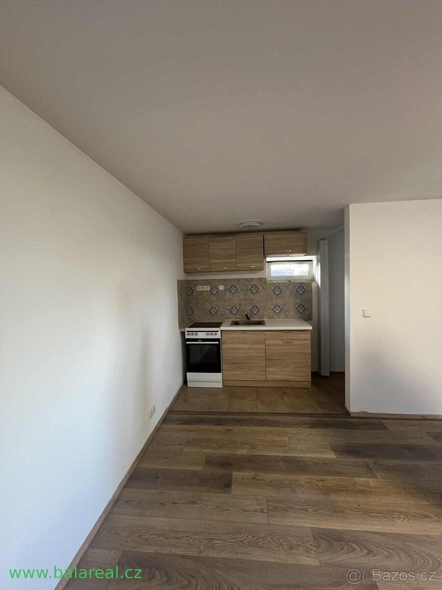 Rodinné domy, Modřice, 664 42