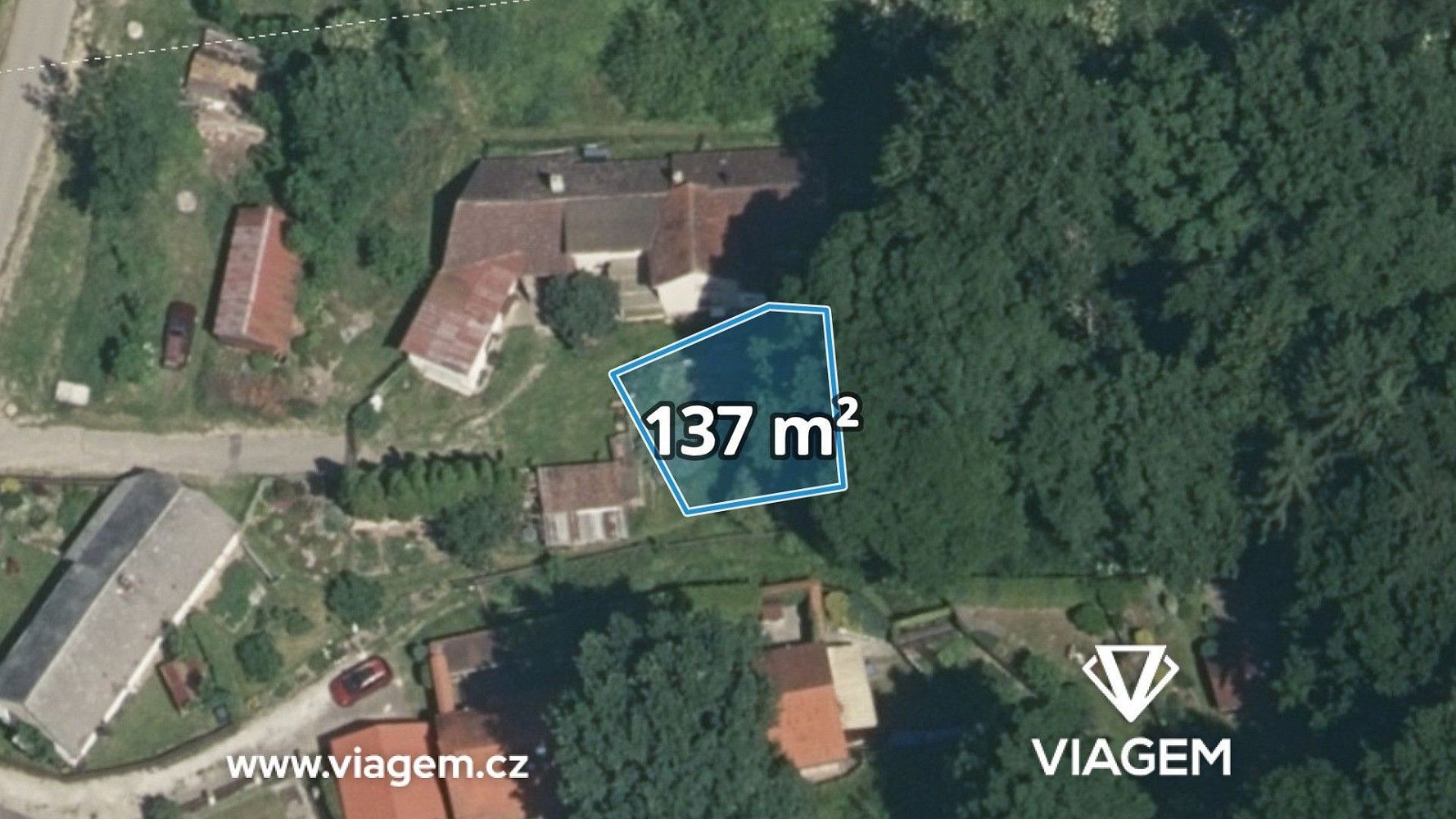 Zahrada, 137 m²