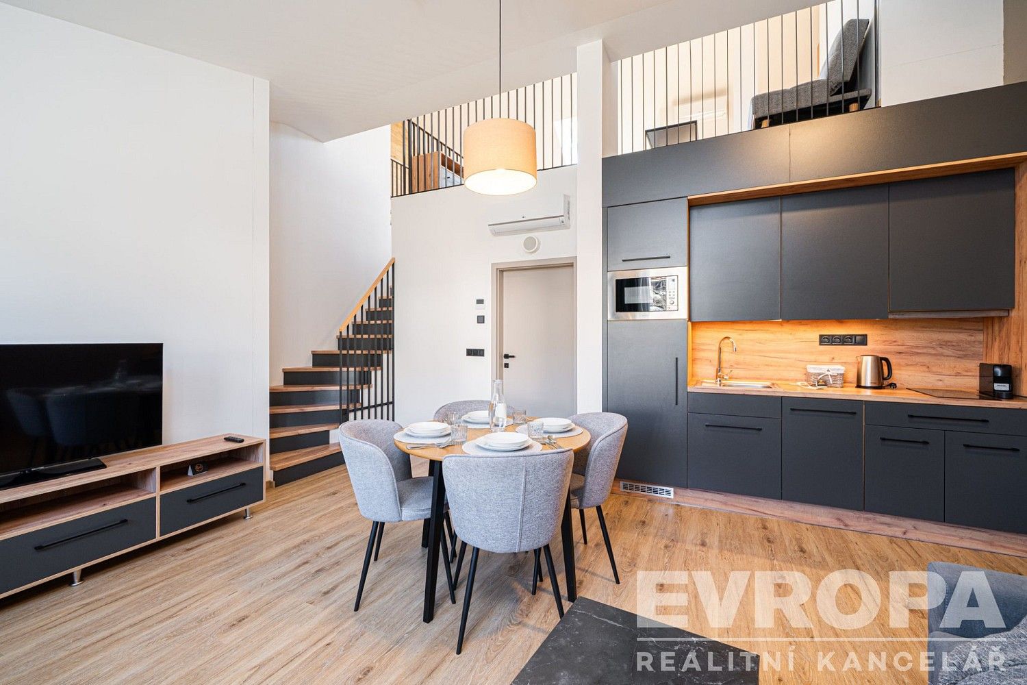 2+kk, Černý Důl, okres Trutnov, Královéhradecký kraj, 78 m² - 1