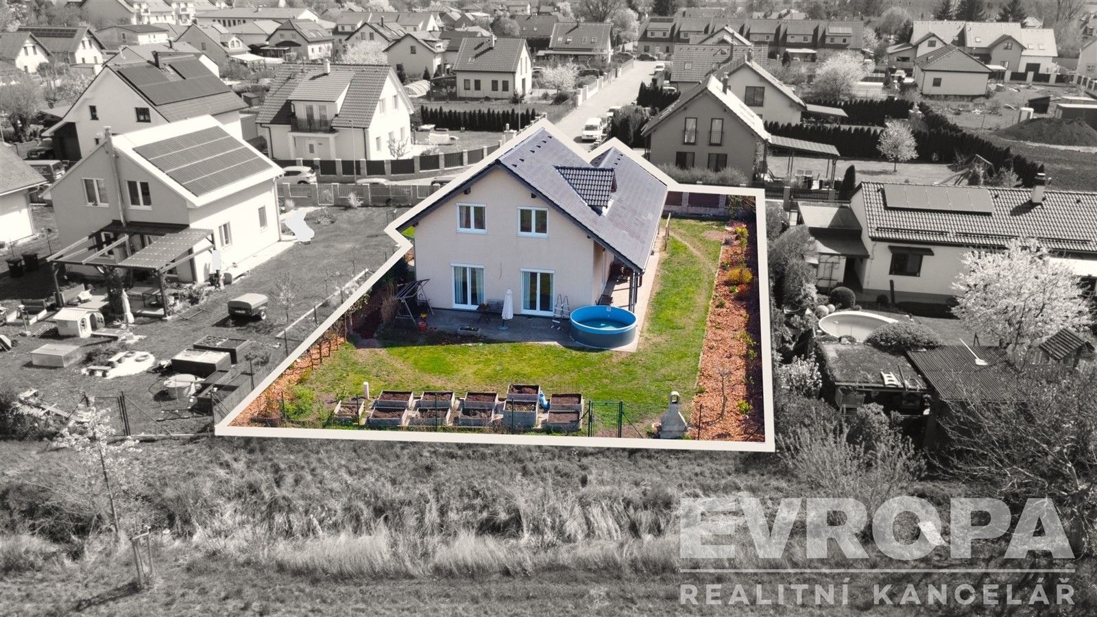 Rodinné domy, Břežany II, 145 m² - 1