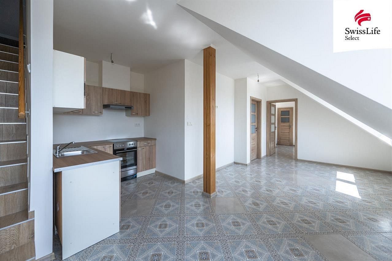 4+kk, Břežany II, okres Kolín, Středočeský kraj, 102 m² - 1