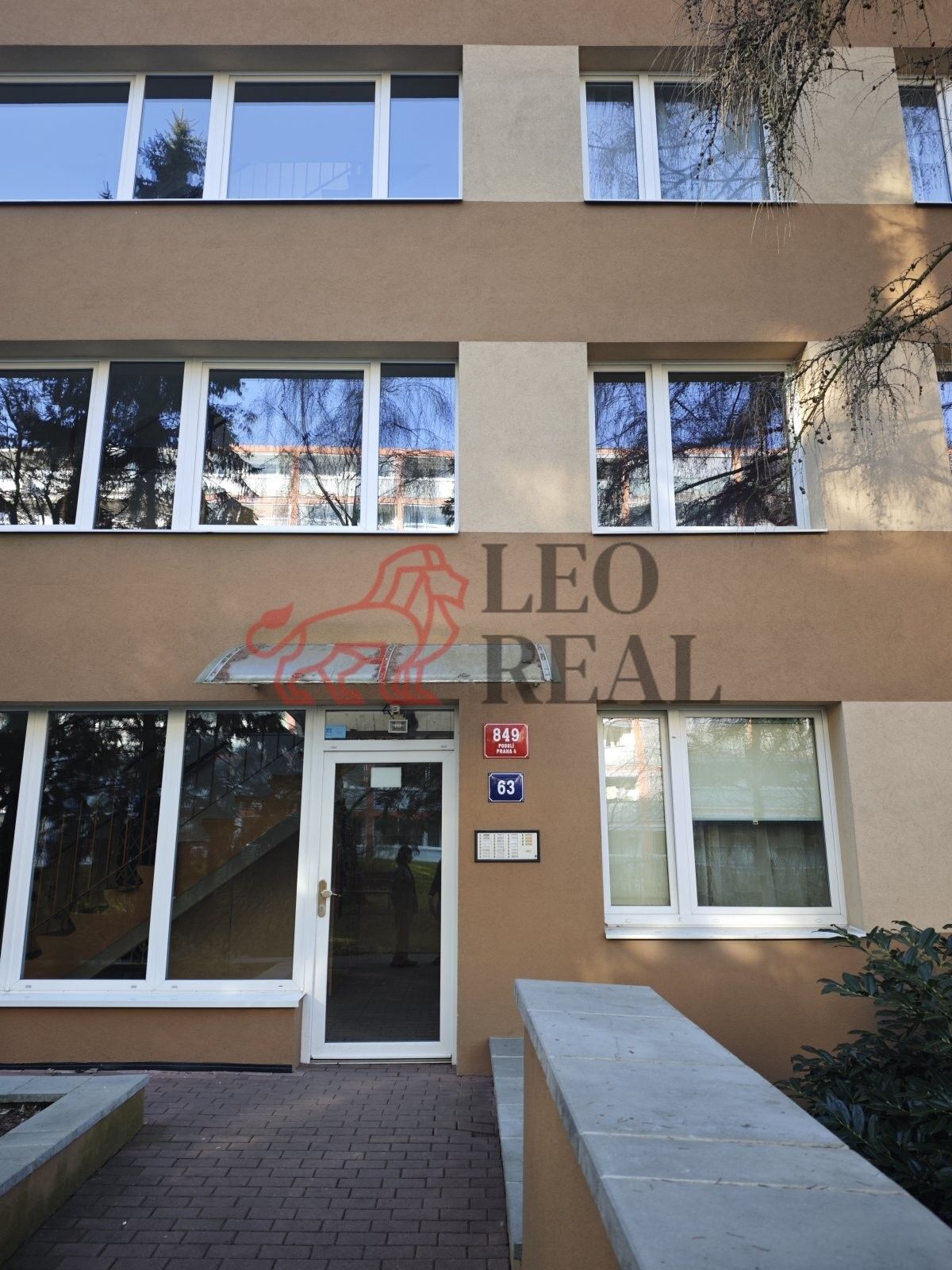 1+kk, Kaplická, Praha, 33 m²