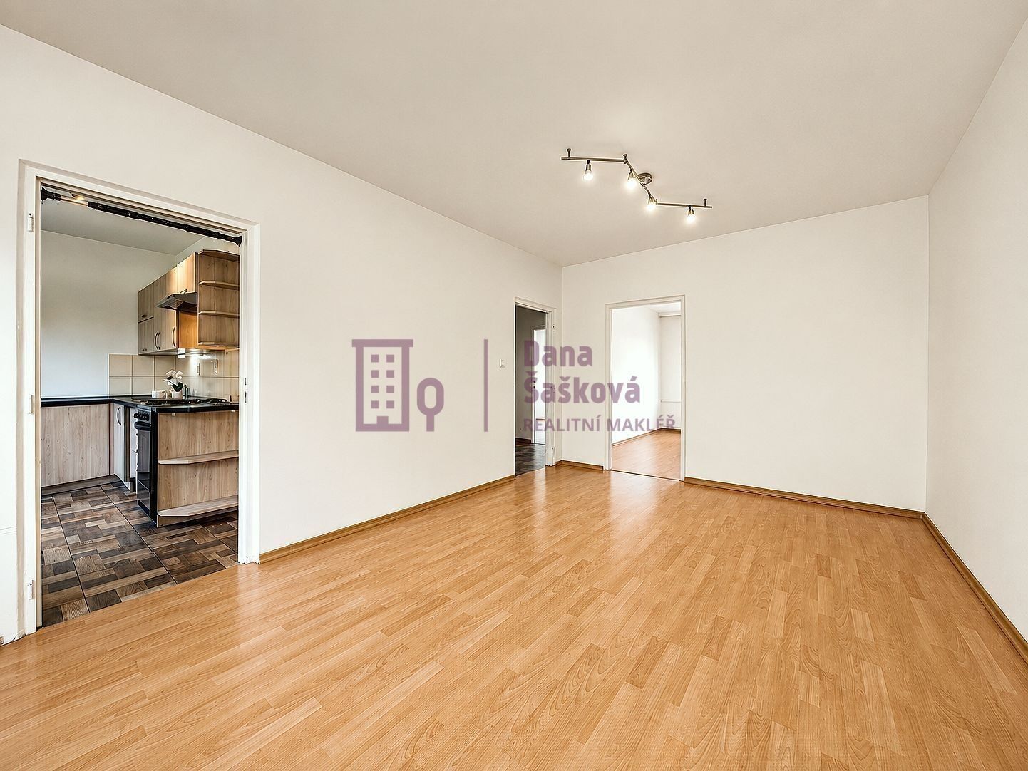 Byt 3+1 · 73 m² · sídliště Vajgar 591, Jindřichův Hradec III - 4