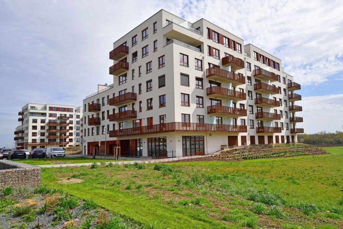 Byty, 111 01, Praha 10