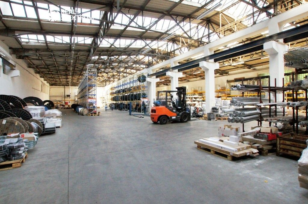 Pronájem výrobní prostory - Brno-město, Brno, 3 047 m²
