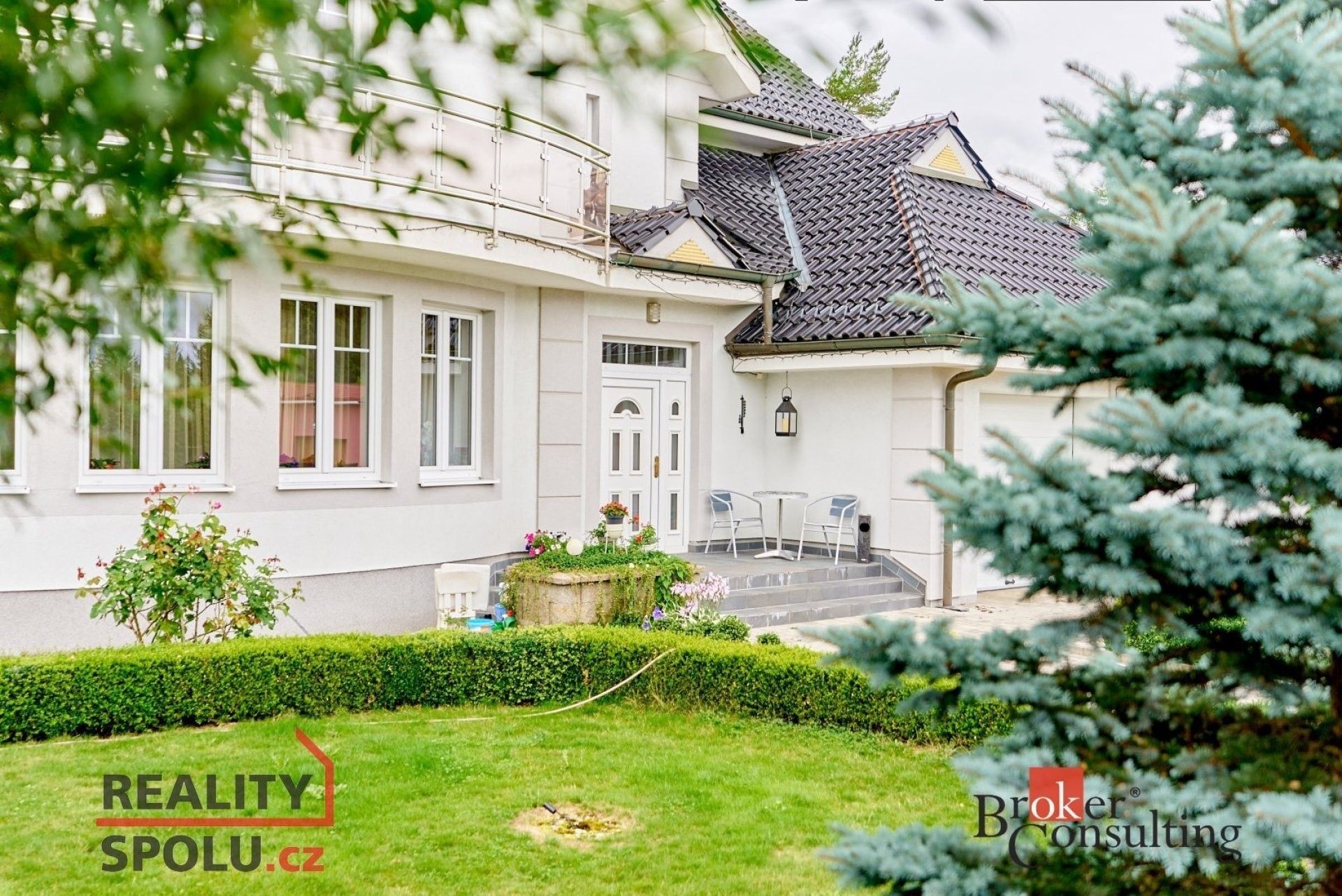 Rodinné domy, Mezirolí, Nová Role, 550 m² - 2