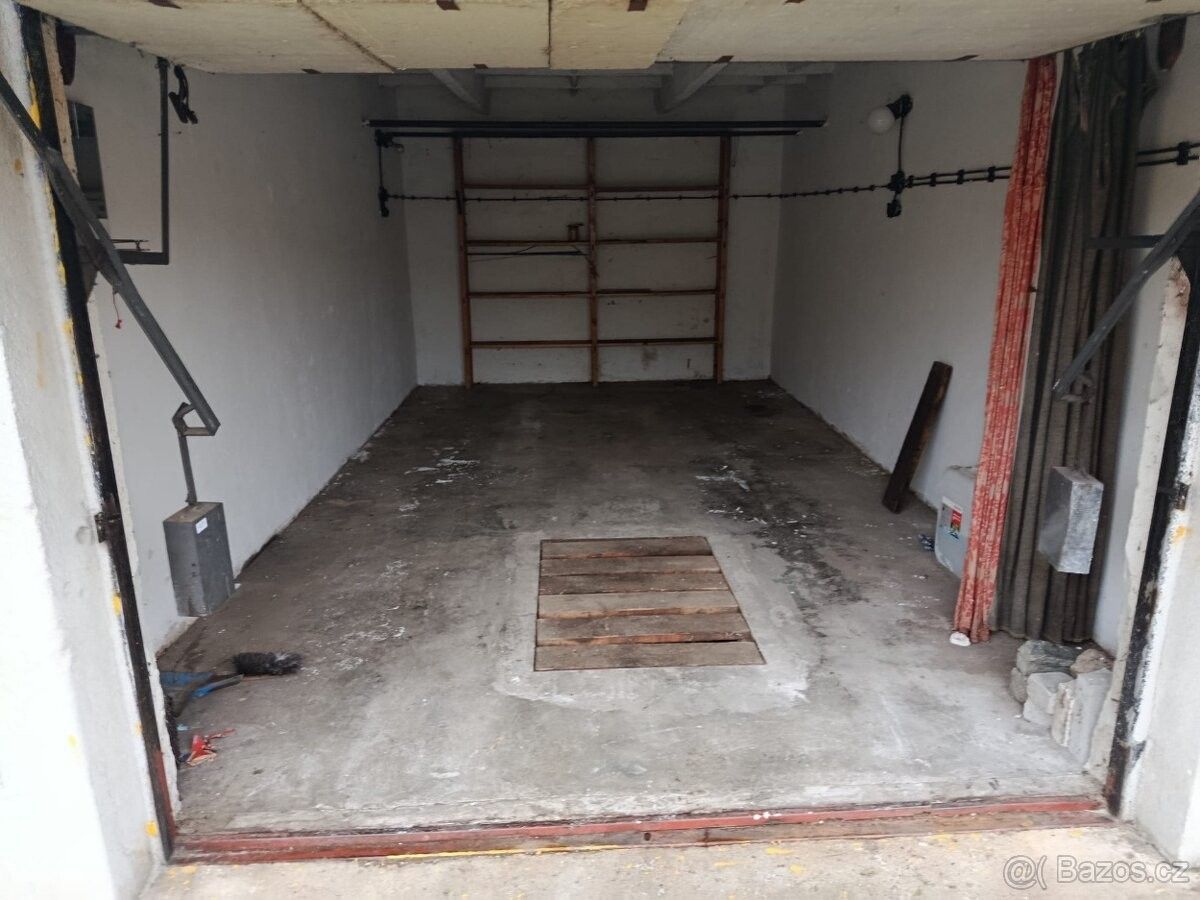 Prodej garáž - Horušice, 285 73