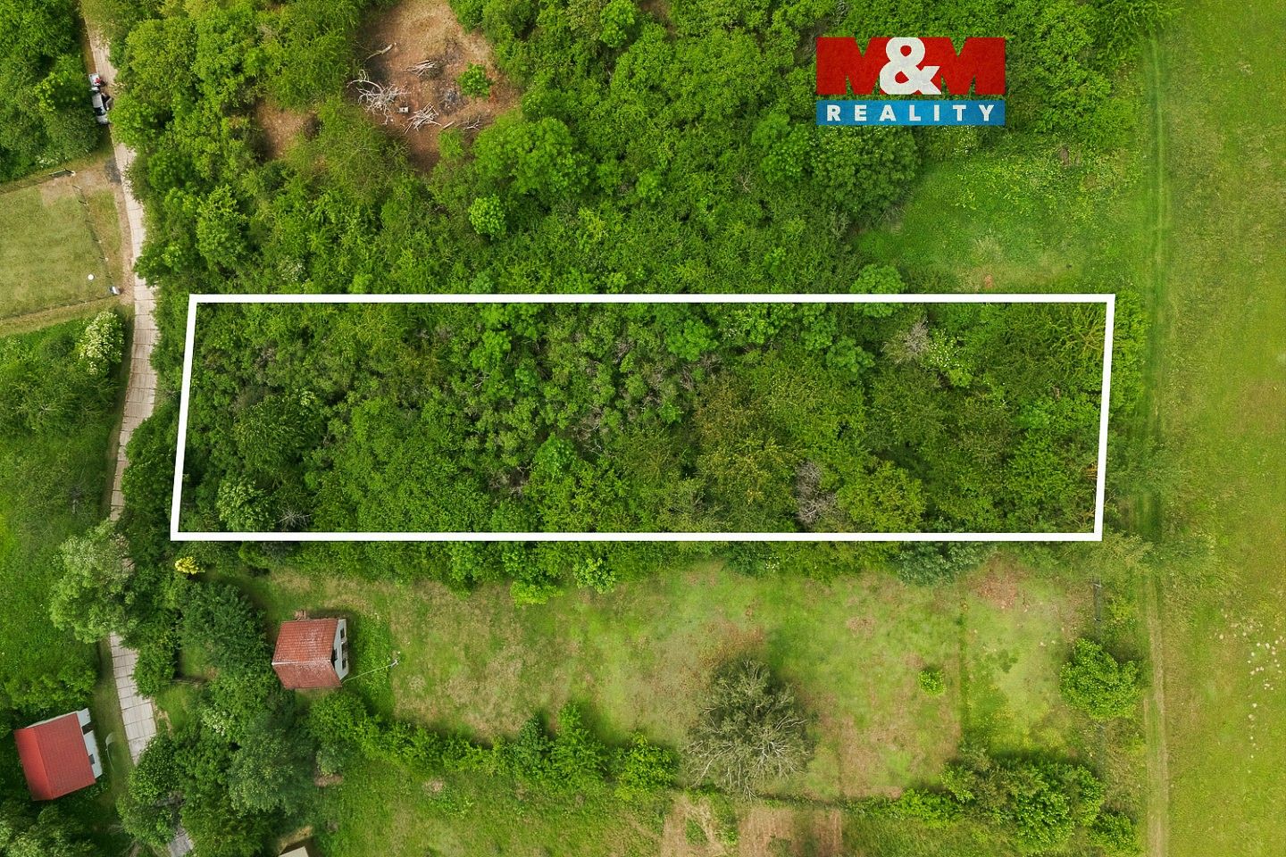 Pozemek pro bydlení, 2 033 m²
