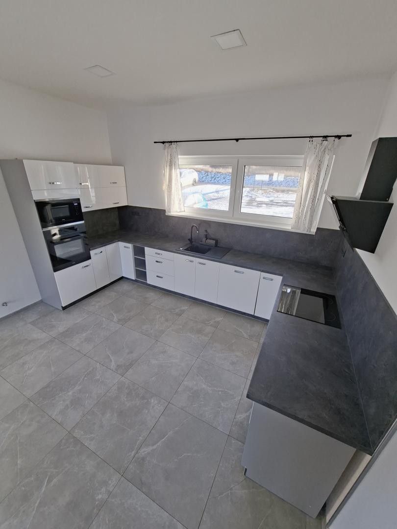 Pronájem rodinný dům - Hořenec, Nezabylice, 154 m²