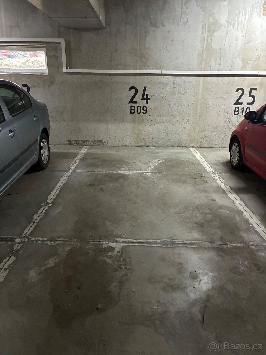 Garáže, Plzeň, 323 00