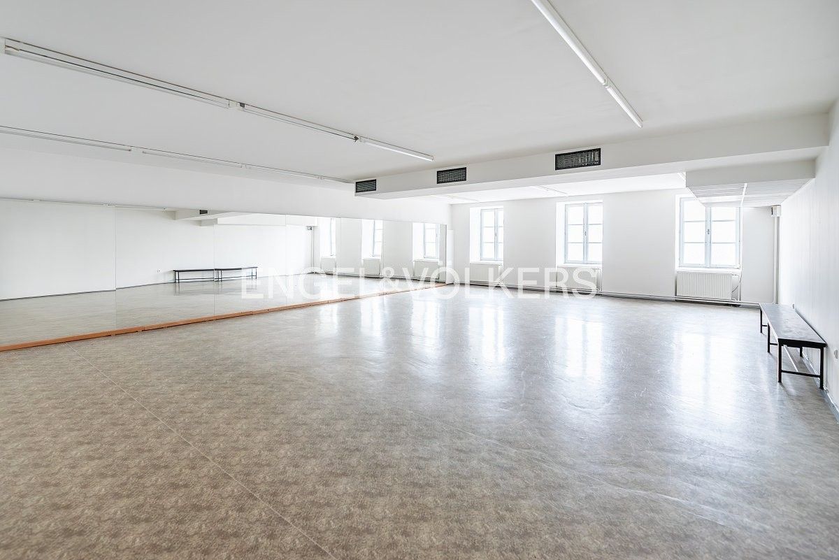 Sklad · 1 767 m² · Husova 2153, Hořice - 4
