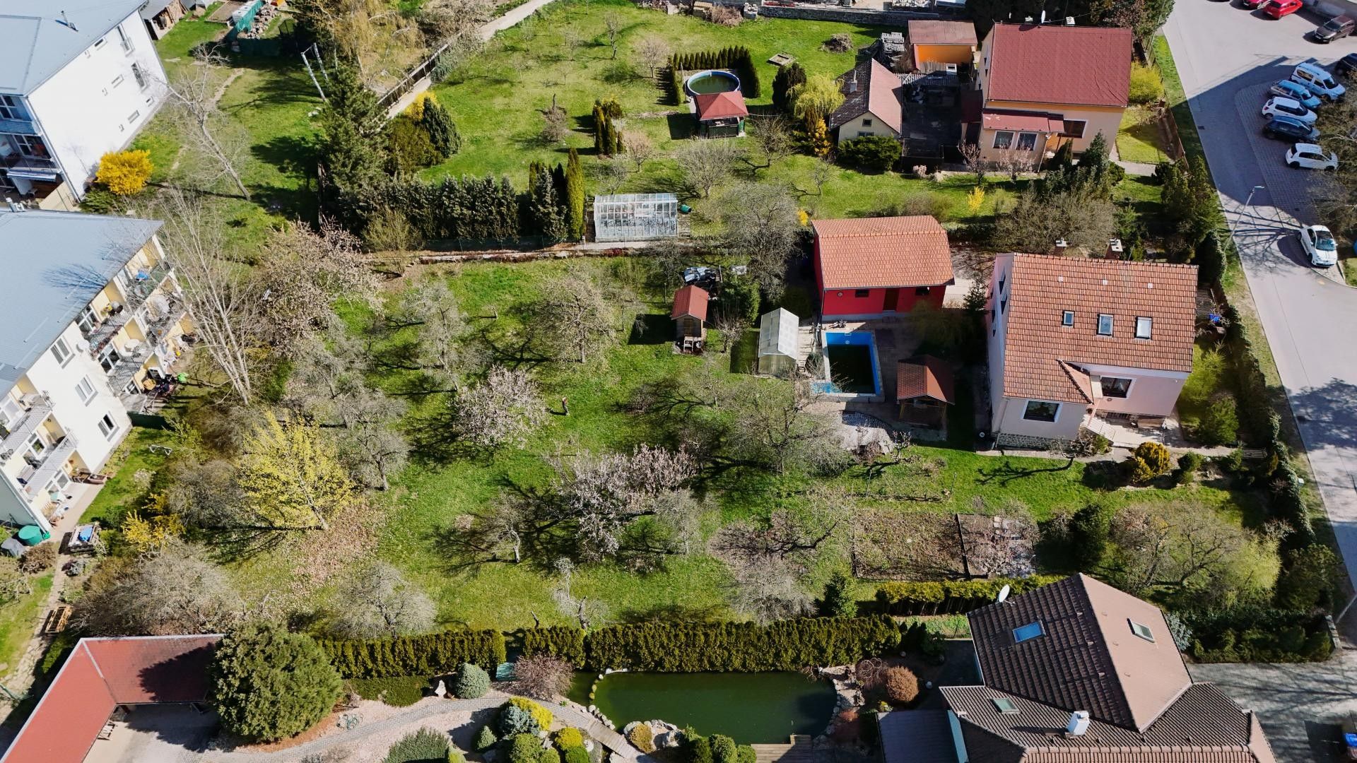 Pozemek pro bydlení, 812 m²