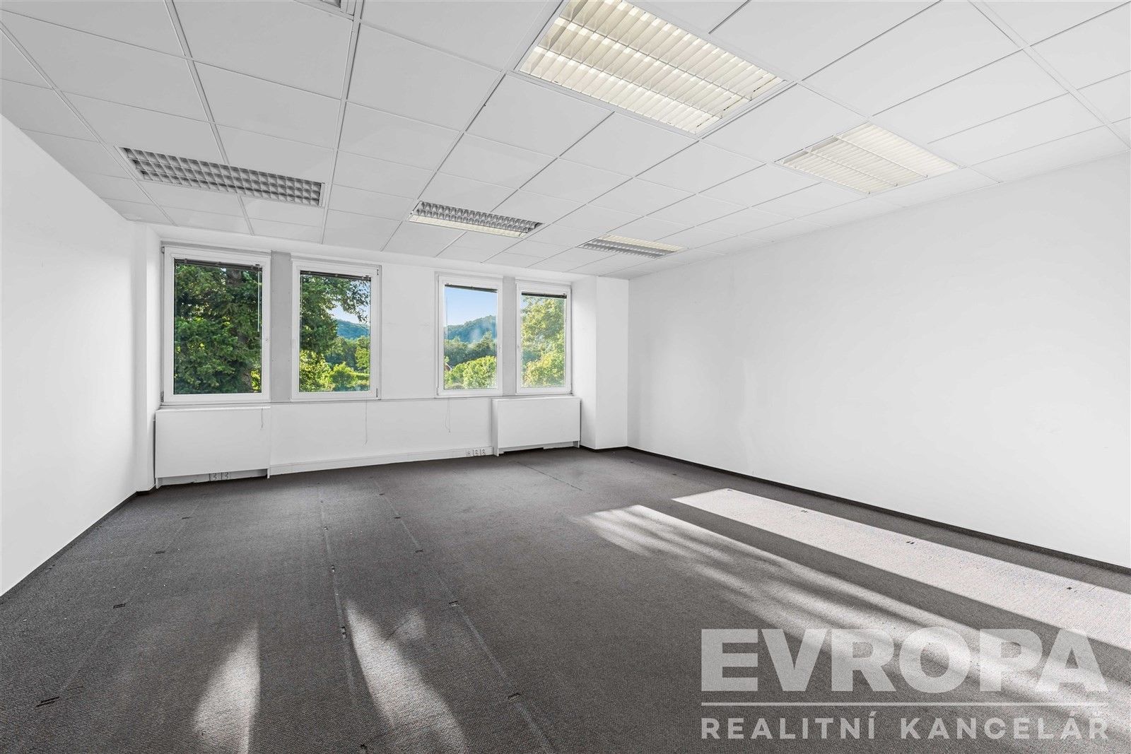 Pronájem kancelář - Modřanská, Praha, 79 m²