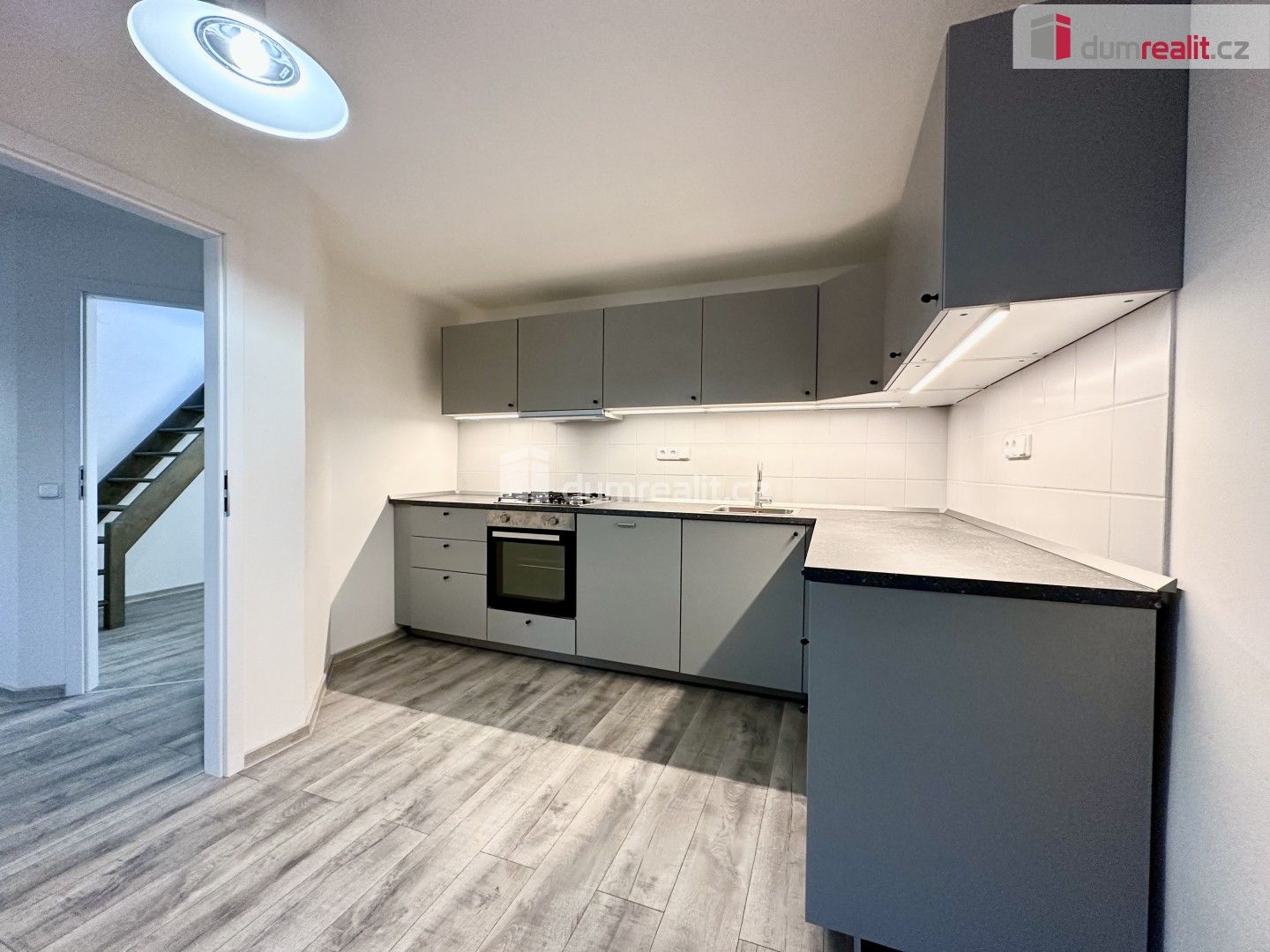 4+1, Kolmá, Karlovy Vary, 119 m²