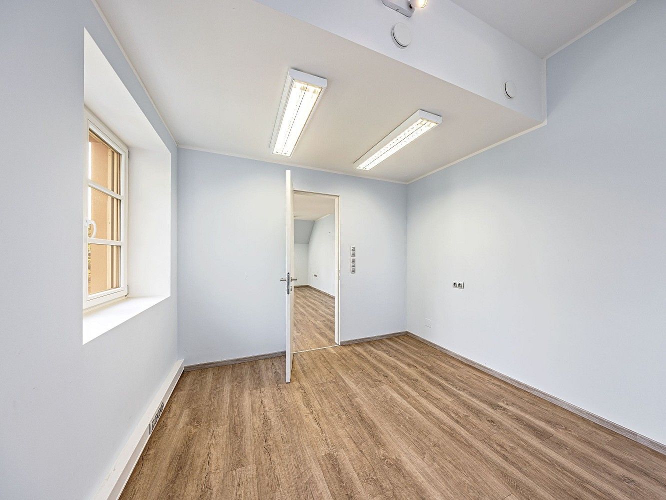 Kancelář · 130 m² · V sadech, Praha 6 - Bubeneč - 3