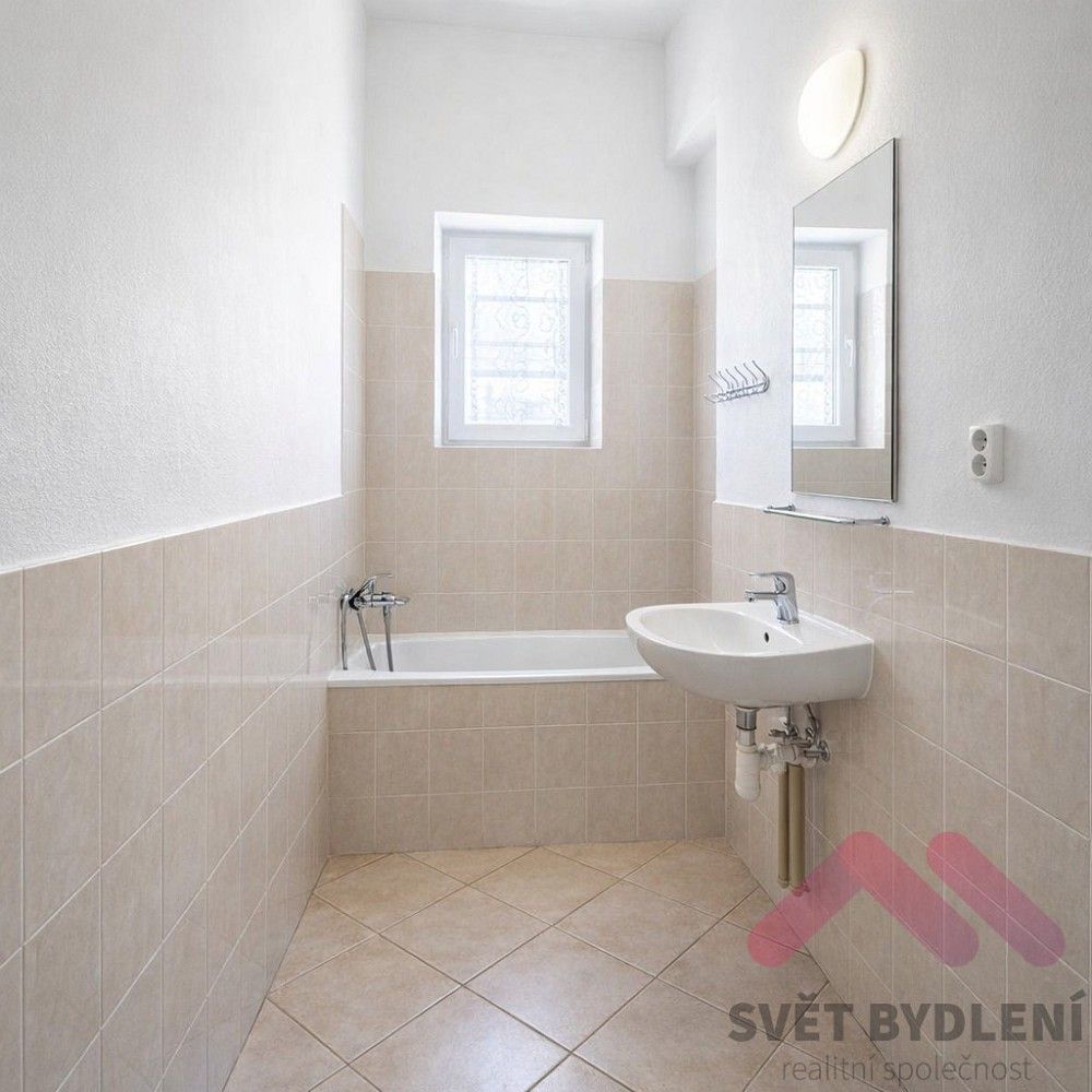 Byt 2+kk · 37 m² · Praha - Řepy, okres Praha 17, Hlavní město Praha - 3