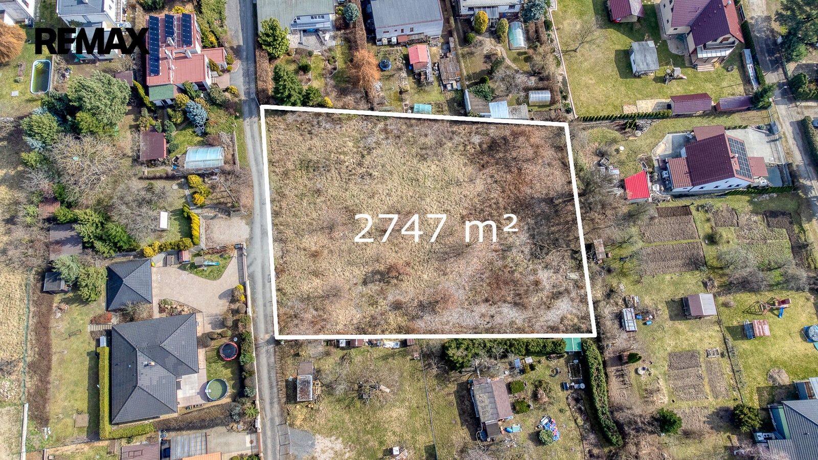 Pozemky pro bydlení, Týnec nad Labem, 2 747 m² - 2