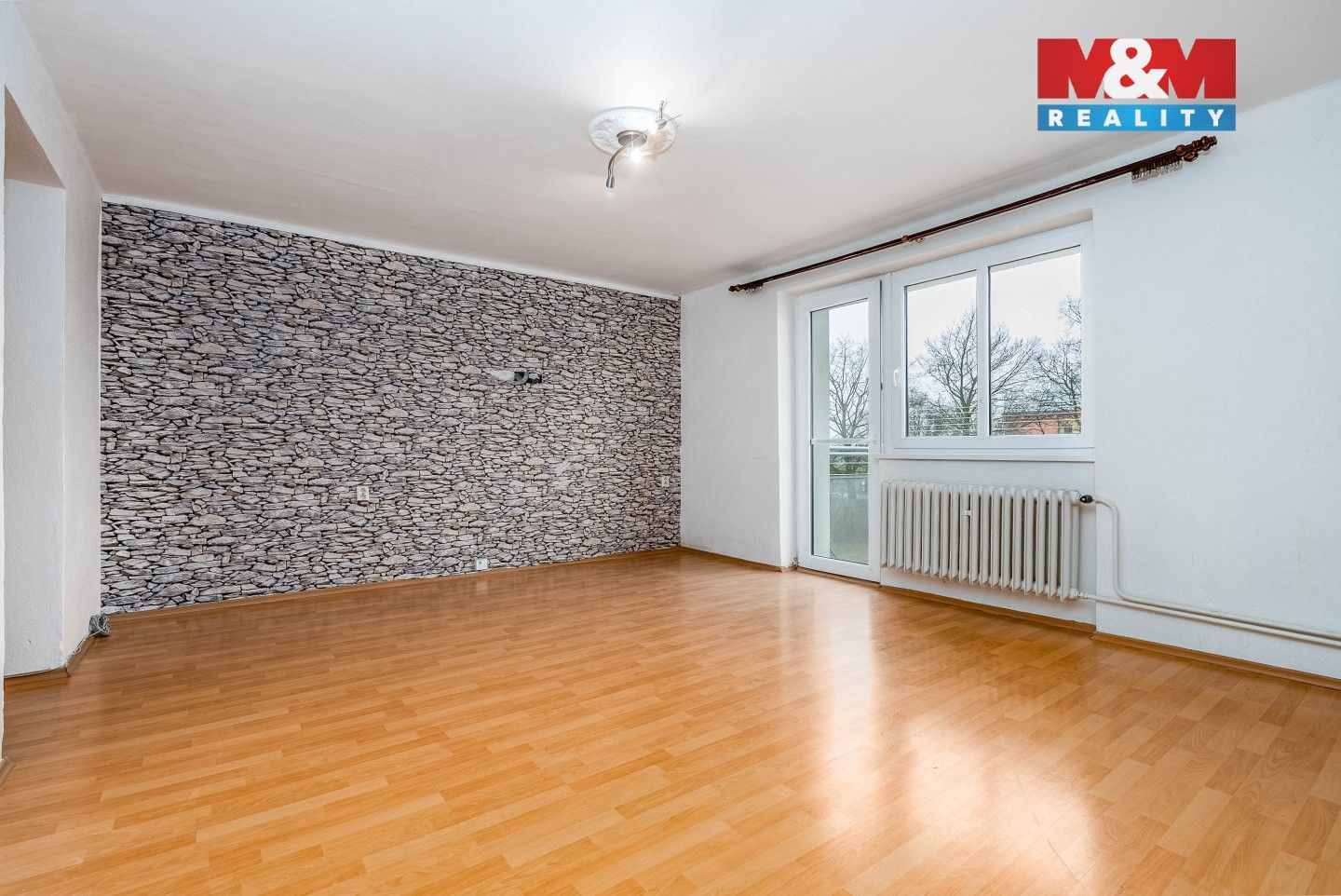 Prodej byt 3+1 - Dukelská, Milovice, 70 m²
