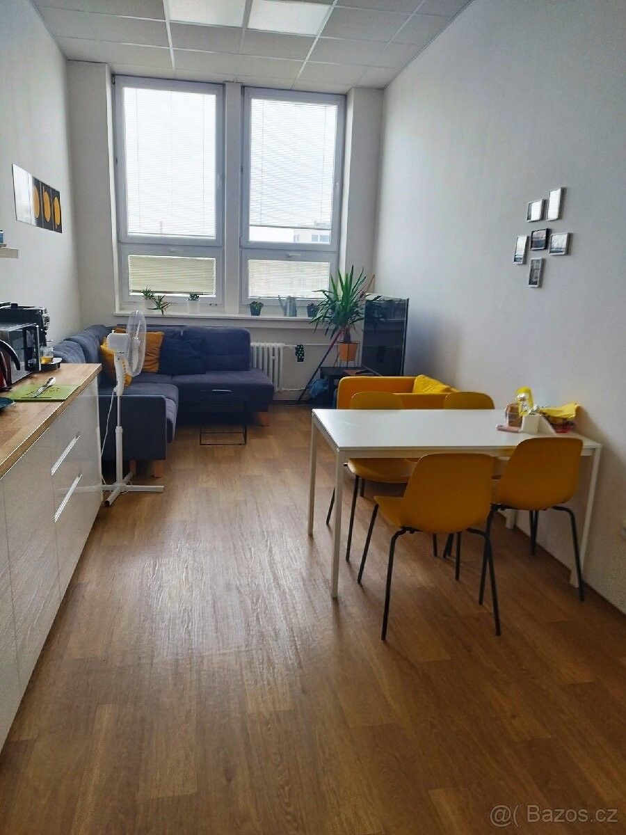 Pronájem kancelář - Zlín, 760 01 - 5