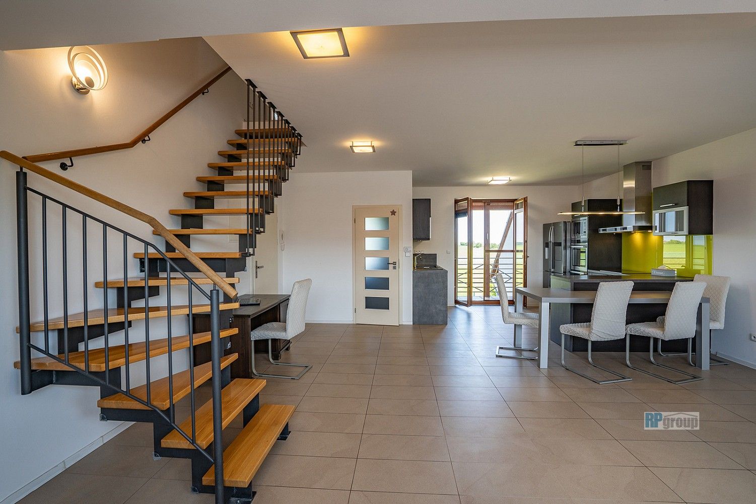 3+kk, Polní, Veleň - Mírovice, okres Praha-východ, 300 m² - 2