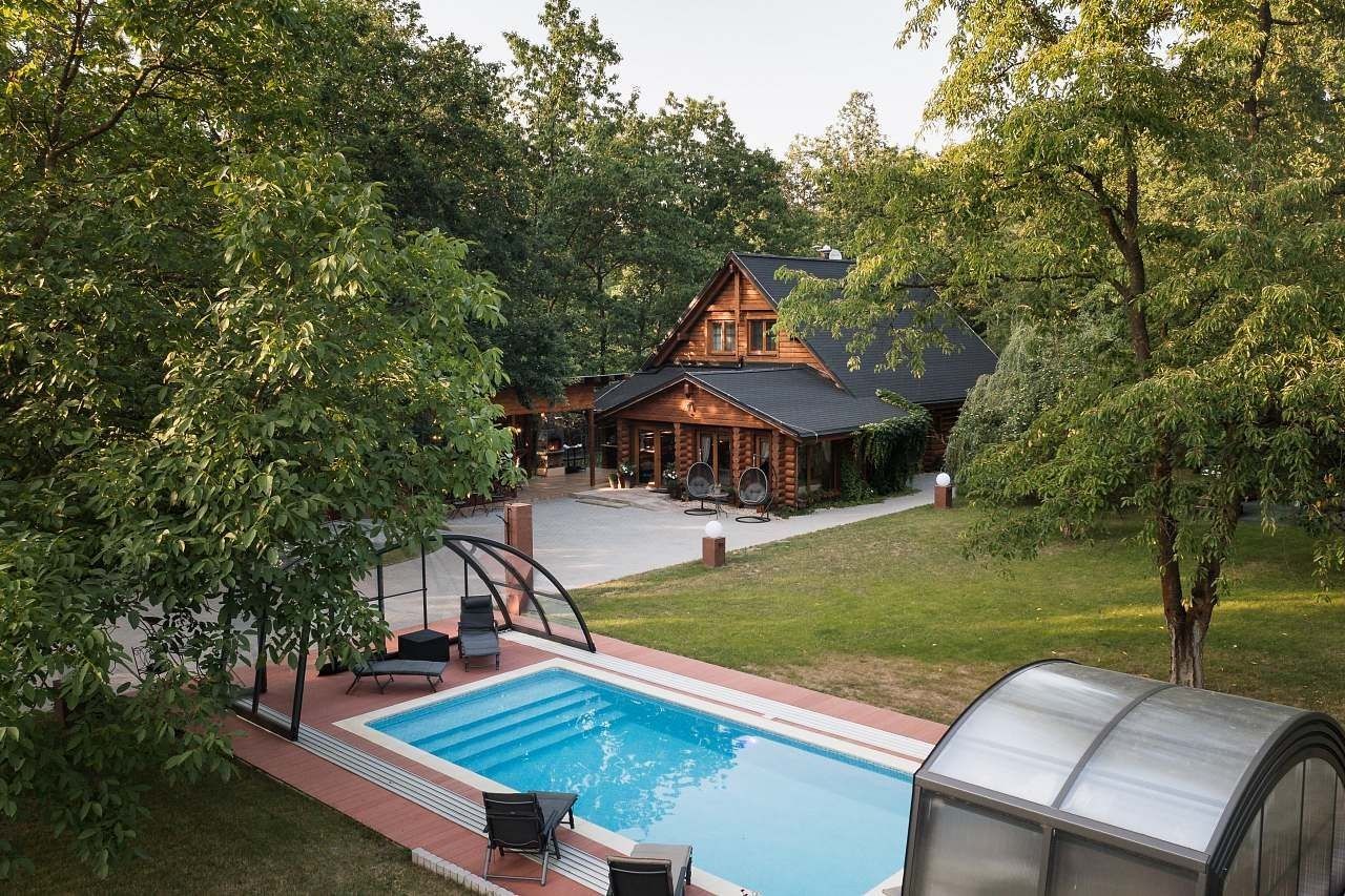 Chaty, Hradištko u Sadské, Středočeský kraj