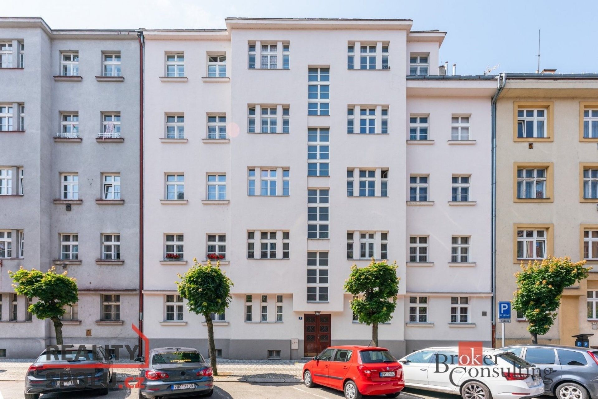 Pronájem byt 3+1 - Klumparova, Hradec Králové, 80 m²