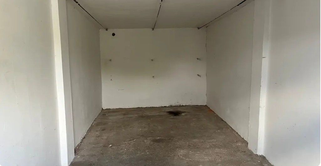 Prodej garáž - Praha, 190 00