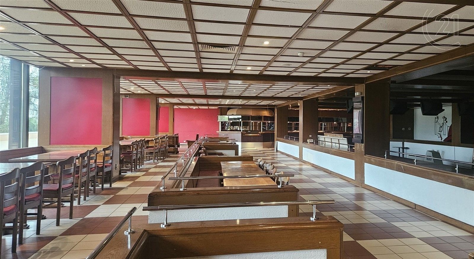 Pronájem obchodní prostory - Kongresová, Praha, 726 m²