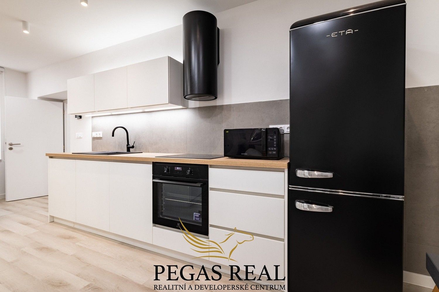 Prodej byt 1+kk - Joštova, Jihlava, 37 m² - 1