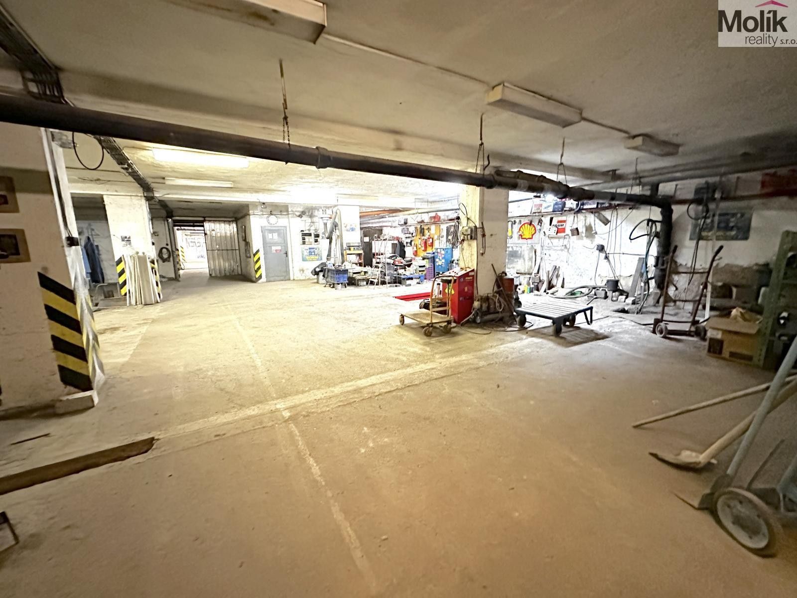 Pronájem sklad - Bož. Němcové, Příbram, 1 046 m²