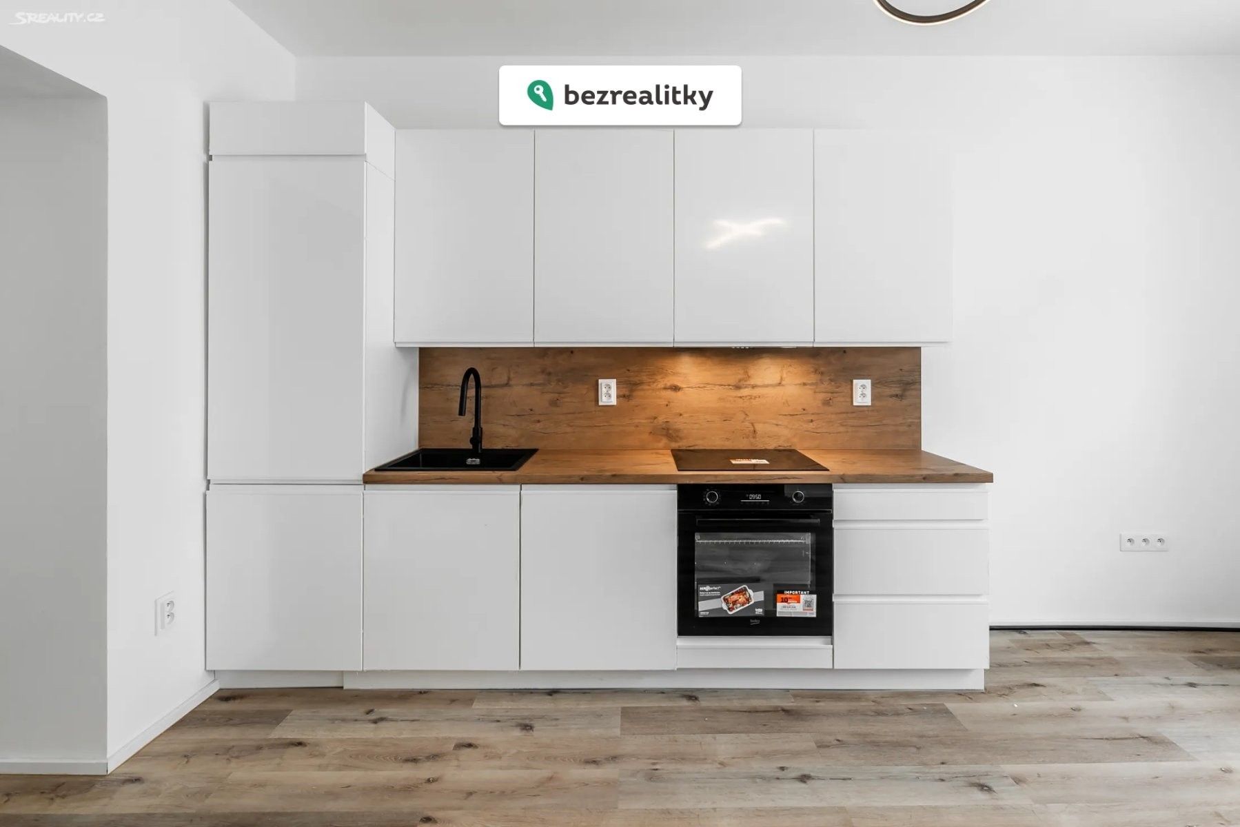 Prodej byt 3+kk - Na Dvorcích, Praha, 56 m²